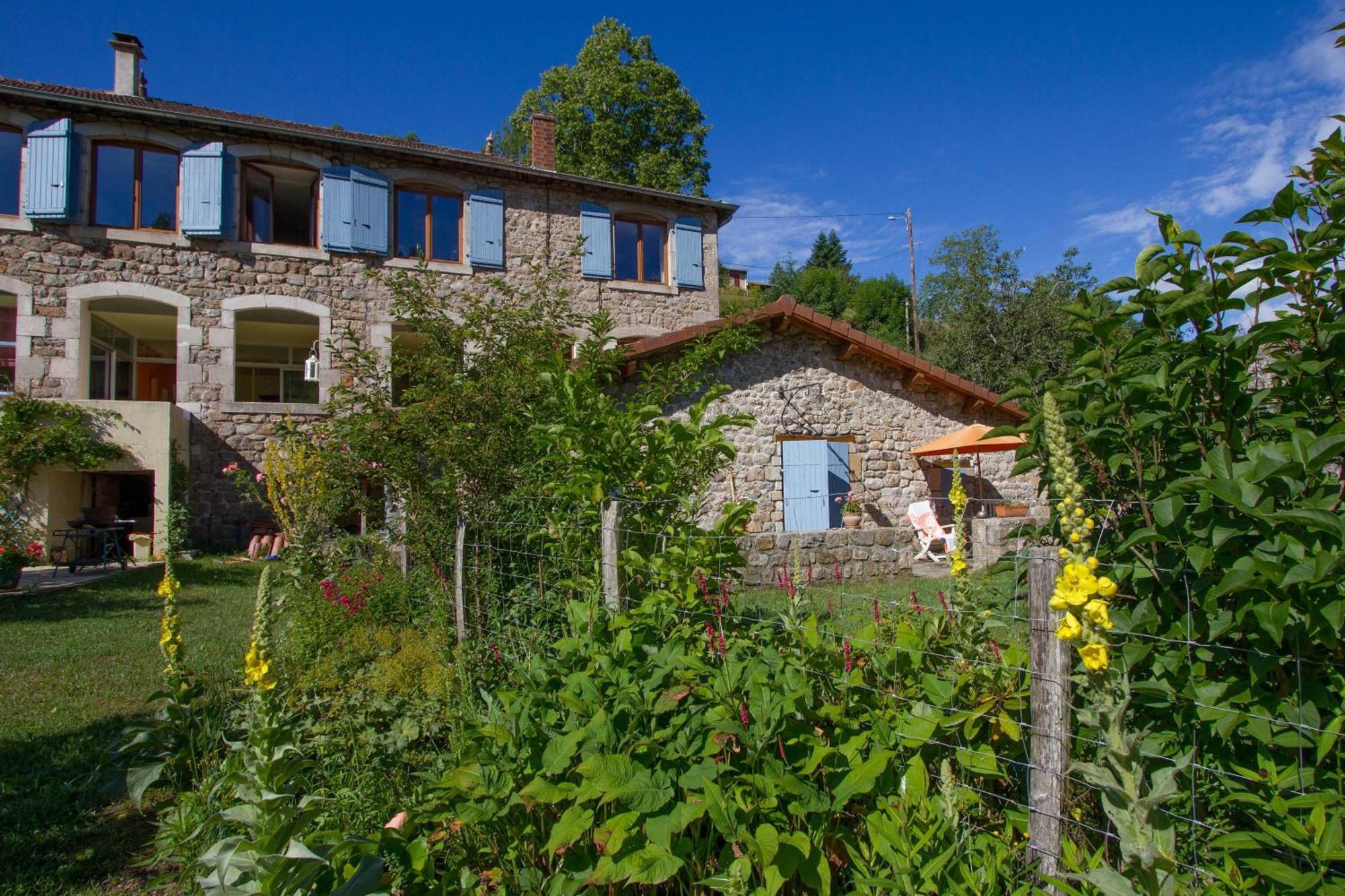 Holiday home Le Massoir Desaignes
