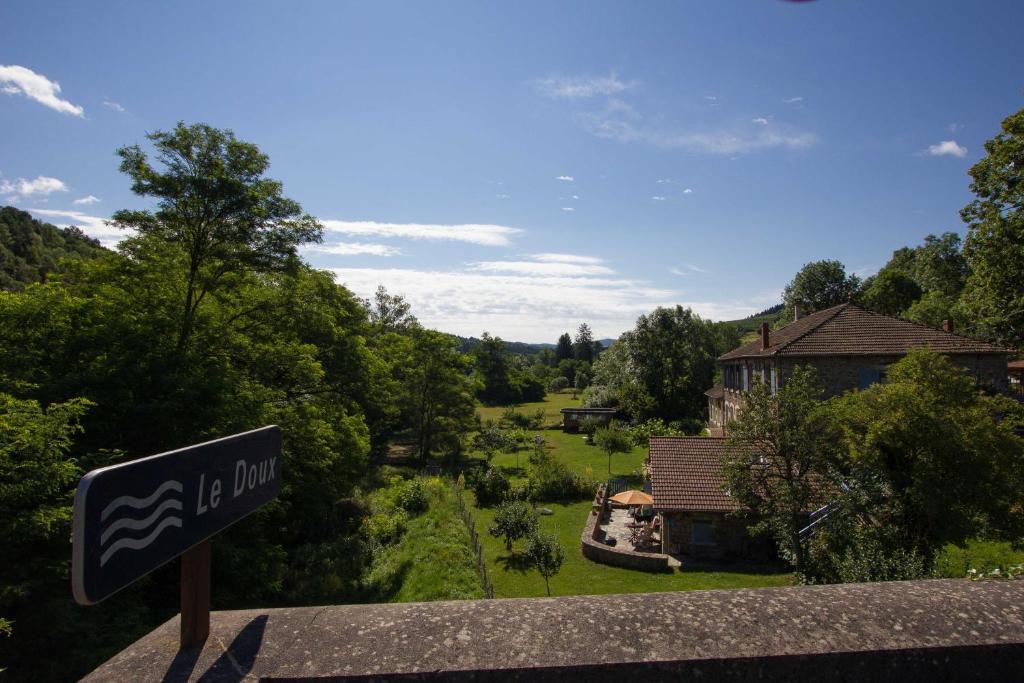 Le Massoir Holiday home Desaignes